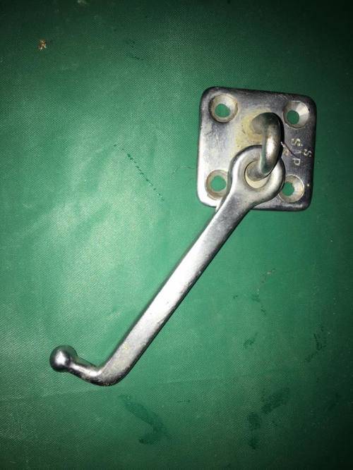Compartment slider lock