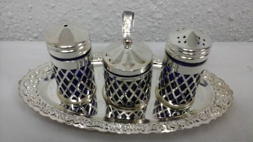 EXQUISITE VINTAGE QUEEN ANNE SILVER PLATED TRADITIONAL BLUE GLASS CONDIMENT SET. ENGLAND!