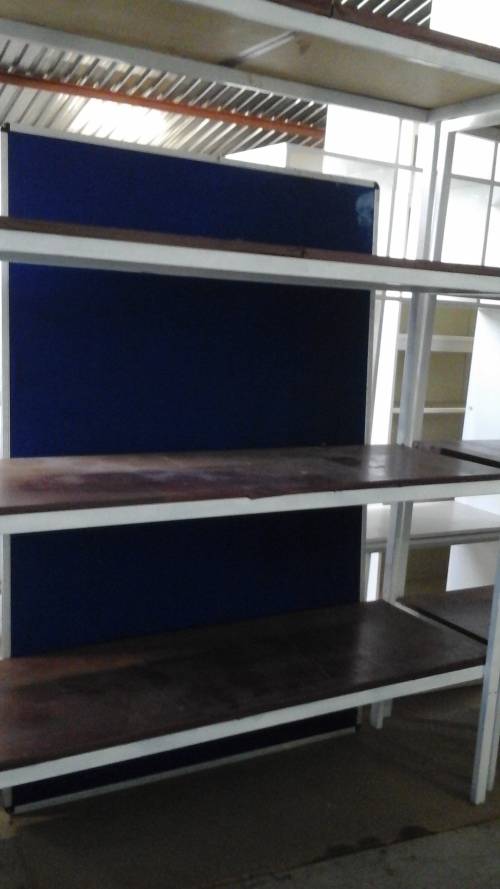 LOOKING FOR SHELVING THAT STRONG & STURDY.THIS IS MADE OF A RECTANGULAR STEEL FRAME & WOODEN SHELVES