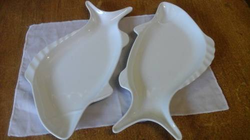 DESCRIPTION:  TWO TERRIFIC ULIM MELAMINE WARE FISH SHAPES SNACK DISHES. MADE IN CHINA. FANTASTIC!