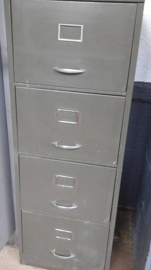 TERRIFIC STEEL FILING CABINET/ DRAWER. HANDY AND AWESOME PIECE!