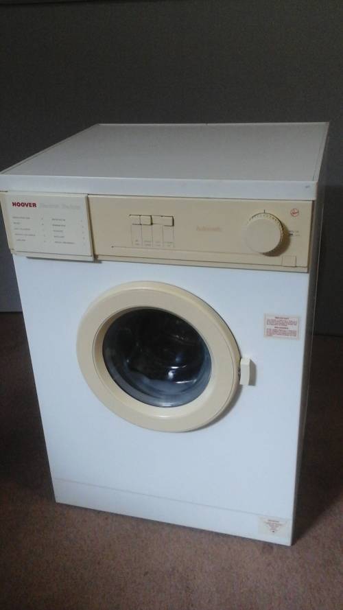TERRIFIC HOOVER ELECTRON DELUXE WASHING MACHINE. AWESOME AND HANDY PIECE!