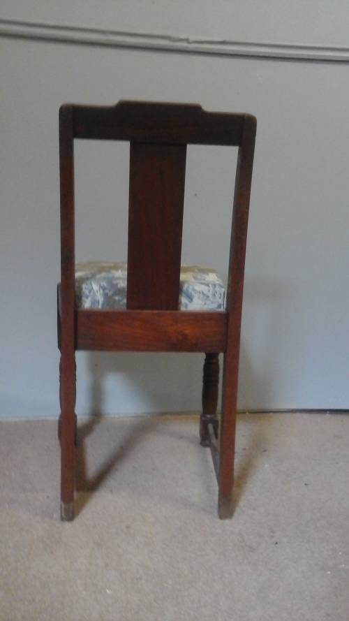 MAGNIFICENT VINTAGE KIAAT/ IMBUIA DINING ROOM CHAIR. STUNNING & STURDY!