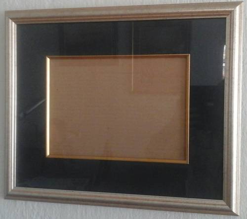 SIMPLY GORGEOUS PHOTO FRAME. BEAUTIFUL PIECE!