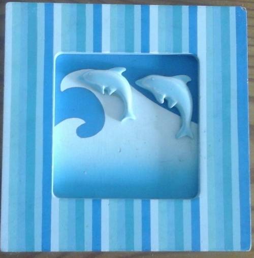 A FANTASTIC WALL PLAQUE OF DANCING DOLPHINS. CALMING BLUE LIKE THE SEA