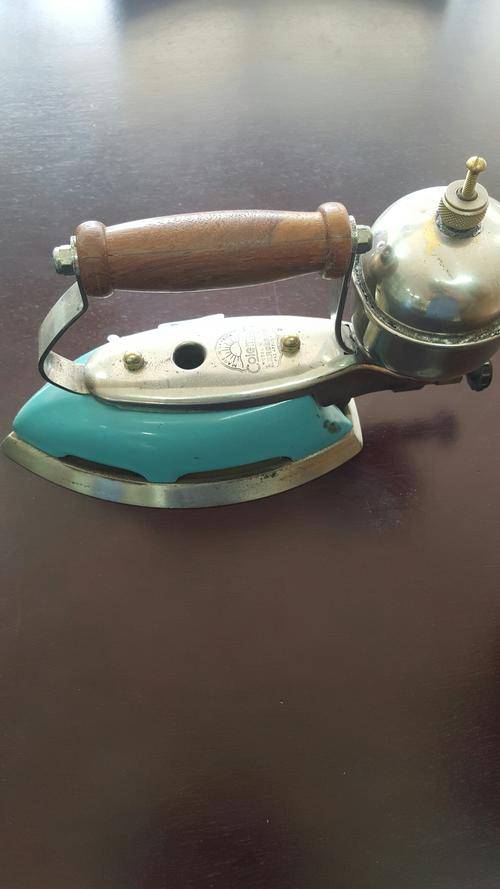 Kerosene iron