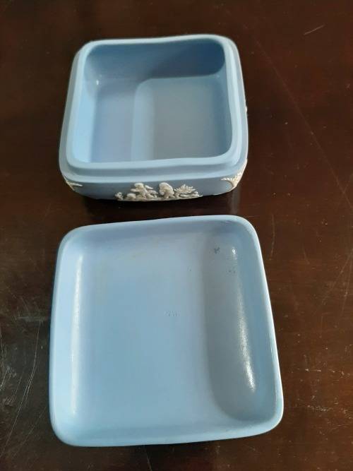 Wedgewood Jasperware Trinket box