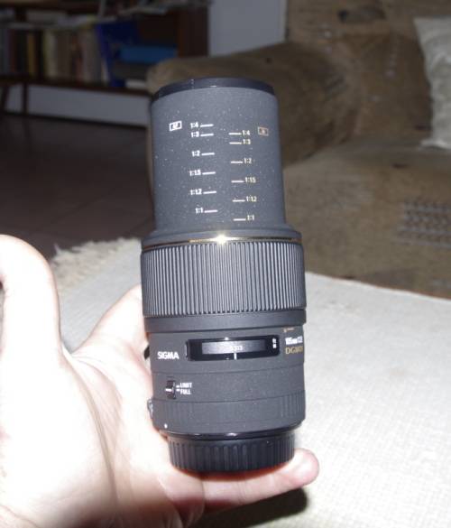 Sigma 105mm 2.8 prime for canon, like new condition