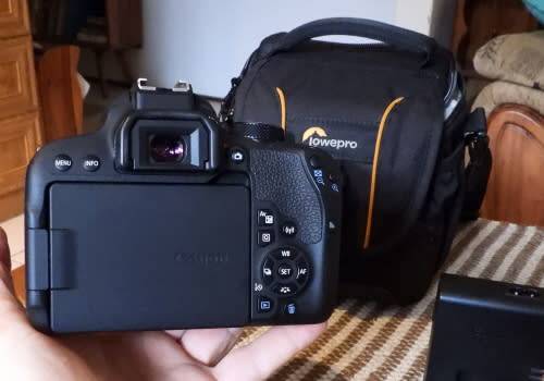 Canon 800D with 18-55 STM lens and bag etc, photos show exact item on sale.