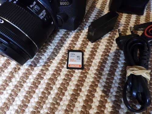 Canon 800D with 18-55 STM lens and bag etc, photos show exact item on sale.