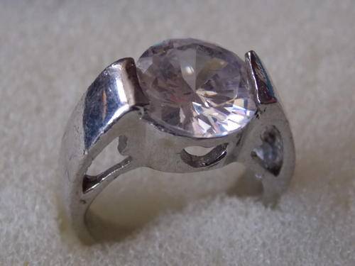 STUNNING FILLED SILVER DESIGNERS RING WITH HUGE!!! SIM DIAMOND  SIZE 7,8 OR 17,18(FREE IMPORT)
