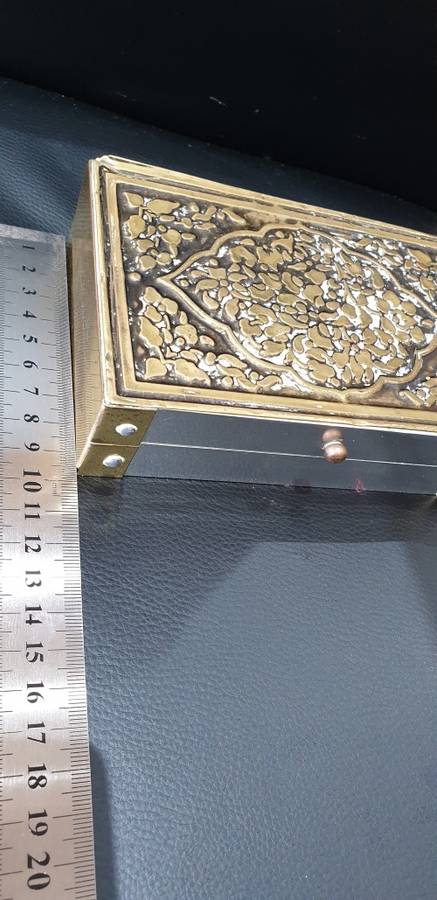 VINTAGE SOLID BRASS DOMINO'S IN BRASS/METAL BOX 27 piece(RARE FIND)