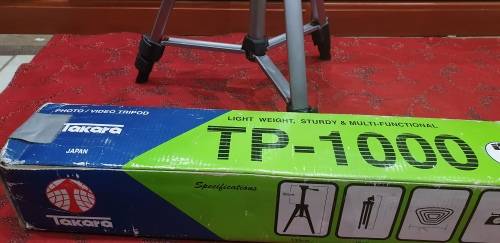 TAKARA TP-1000 PHOTO/VIDEO TRIPOD..JAPAN..LIGHT WEIGHT,STURDY ND MULTI-FUNCTIONAL