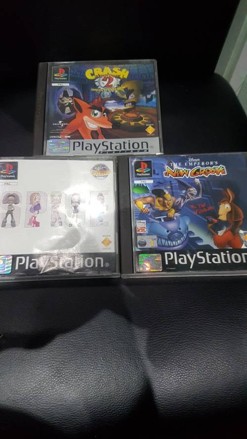 SONY PS ONE INCLUDING 6 GAMES...WORKING ORDER