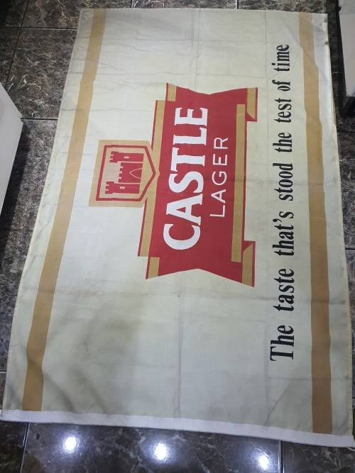 SUPER LARGE VINTAGE CASTLE LARGER HOIST FLAG...STRONG COTTON FABRIC