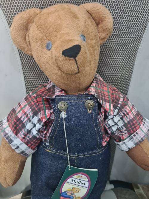 THE ORIGINAL GARDENING BEAR..MULBRY...(48CM TALL)