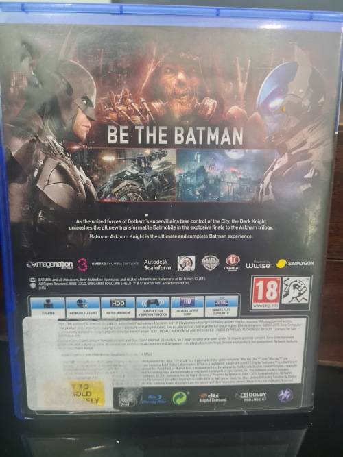 PS4 BATMAN ARKHAM KNIGHT