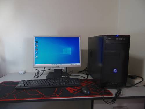 Desktop Computer - i3, 8 gb Ram, 1 TB Hard Drive