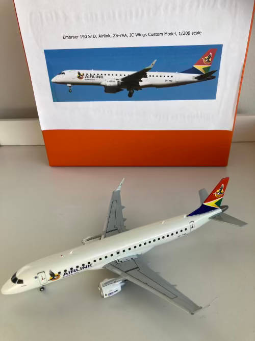 Airlink Embraer ERJ-190 aircraft model 1:200 scale