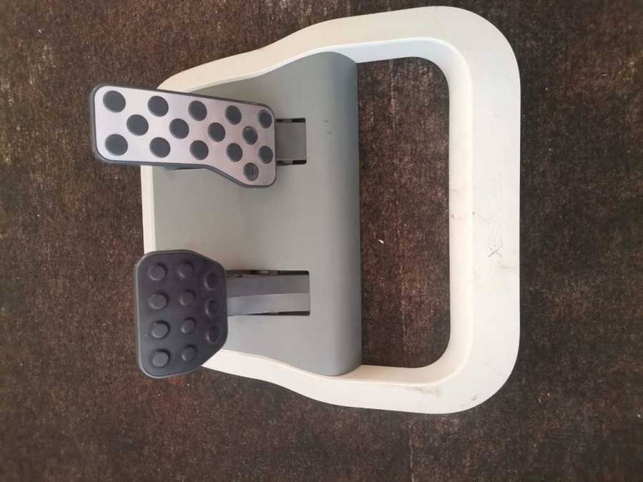XBOX 360 Steering wheel and Pedals