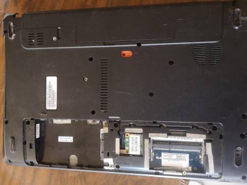 Acer Laptop E1-531 (spare parts or repair)