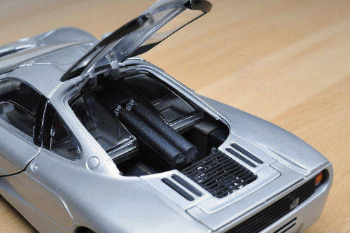 Maisto - 1993 Mclaren F1 Special Edition 1:18