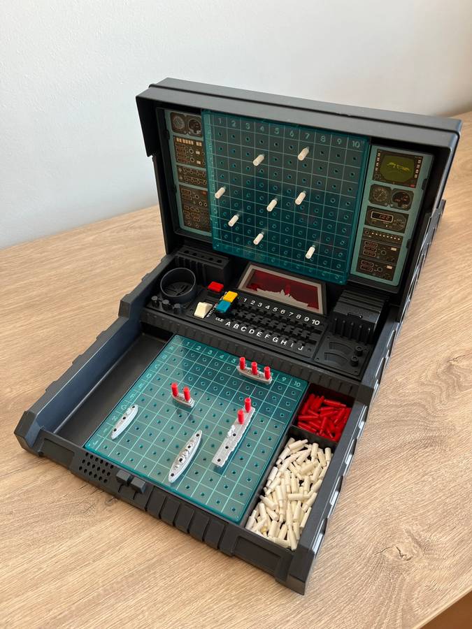 Milton Bradley - Iconic 1977 Electronic Computer Battleship Game