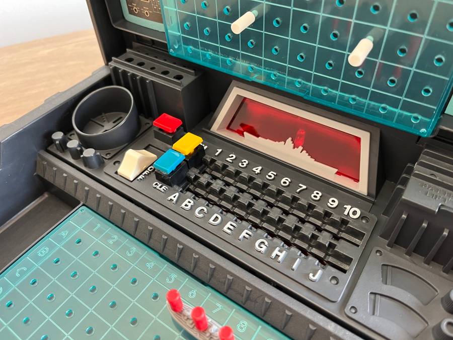 Milton Bradley - Iconic 1977 Electronic Computer Battleship Game