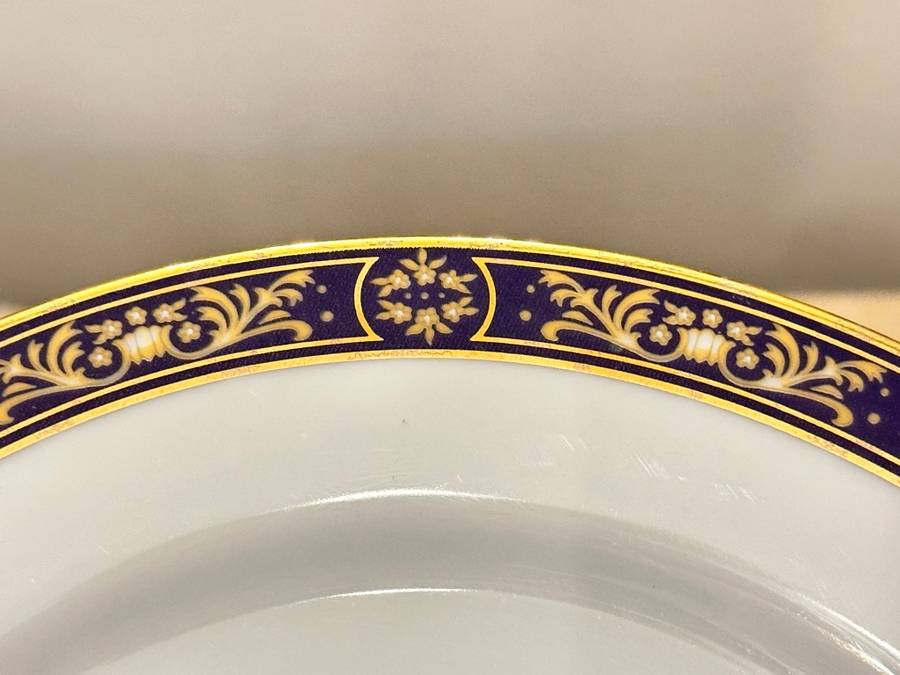 EXQUISITE VINTAGE ROYAL AVON PLATES (21cm) Impero Blue & Gold - Set of 7