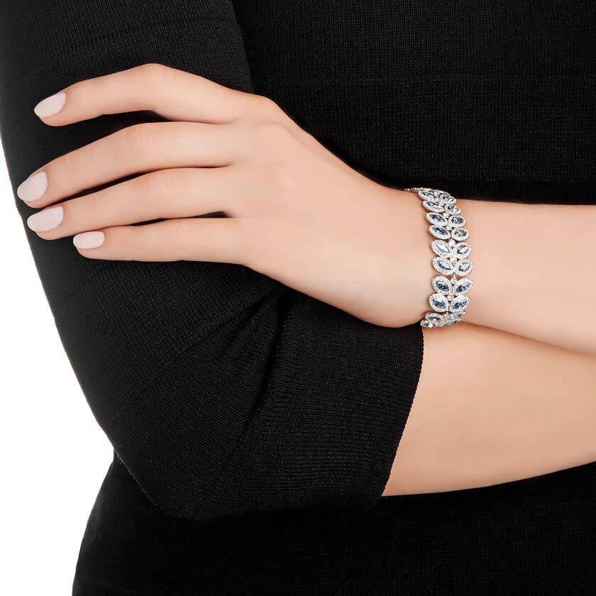 MAGNIFICENTLY BEAUTIFUL SWAROVSKI STATEMENT BRACELET