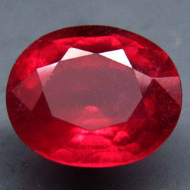 Resplendent Bright Red  3.21 Ct Oval cut Natural Ruby