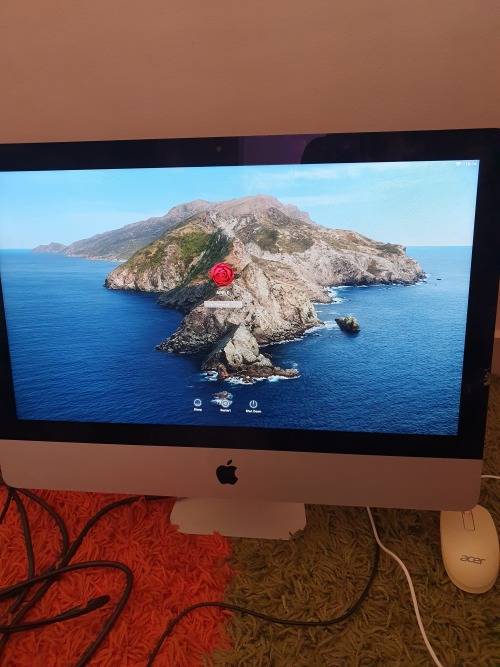 **BARGAIN BUY** 2013 ULTRASLIM 21` RETINA APPLE iMAC QUAD CORE i5, 8GB RAM, 1TB HDD -GRAB IT @R3999!