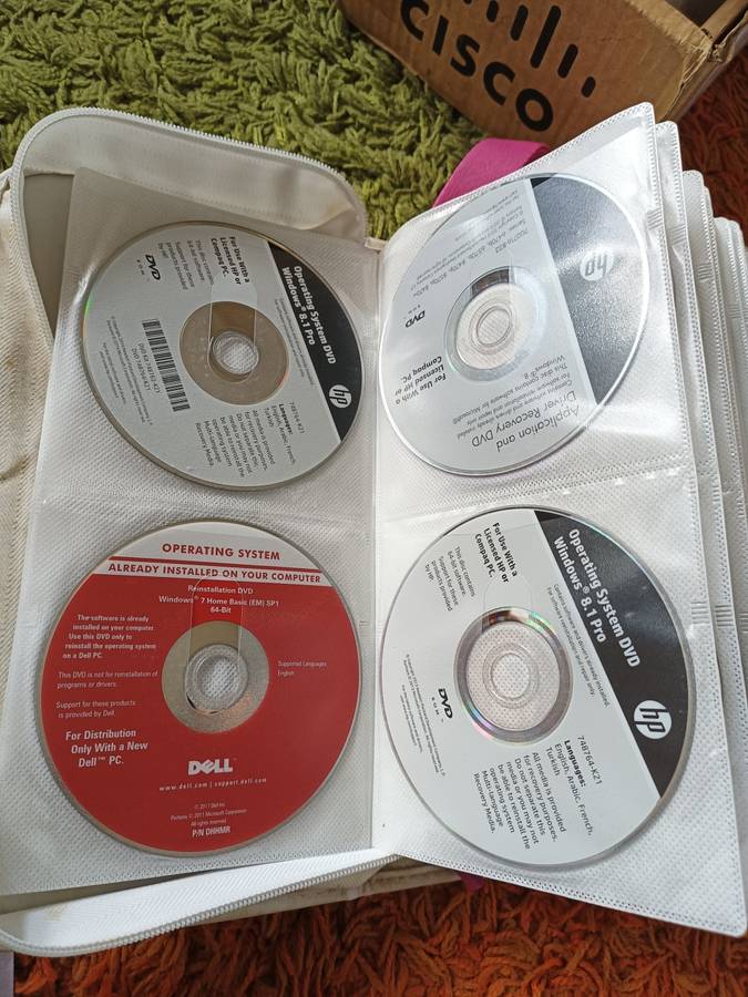 **BARGAIN BUY** GENUINE HP, DELL, LENOVO, MAC REINSTALLATION CDS - +- 96 CDS!! -GRAB IT@R399!