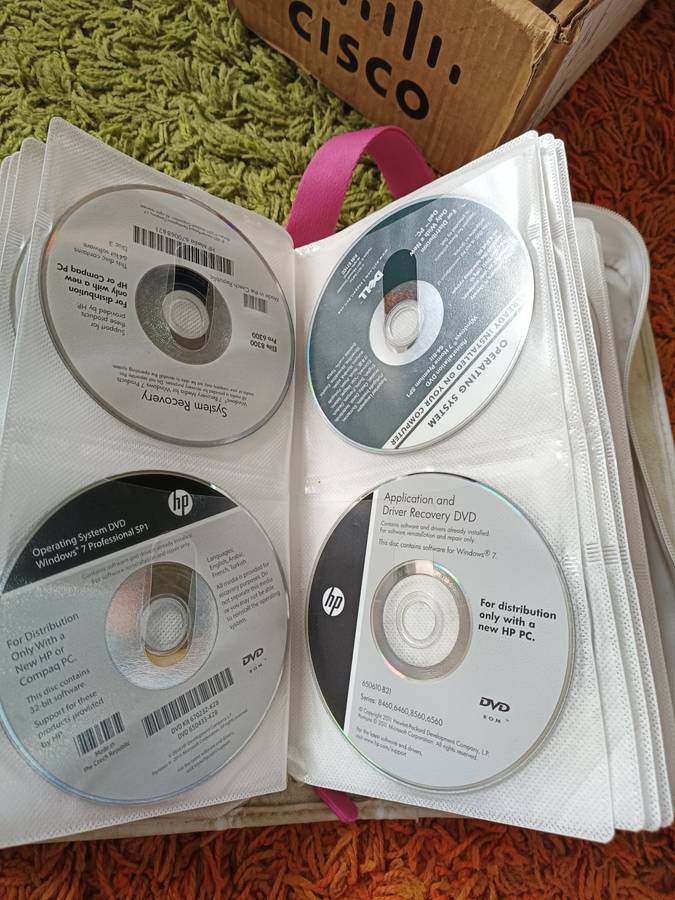 **BARGAIN BUY** GENUINE HP, DELL, LENOVO, MAC REINSTALLATION CDS - +- 96 CDS!! -GRAB IT@R399!