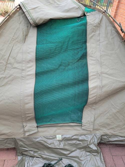 Dome Tent with high tensile spring steel frame