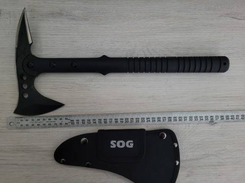 SOG Axe