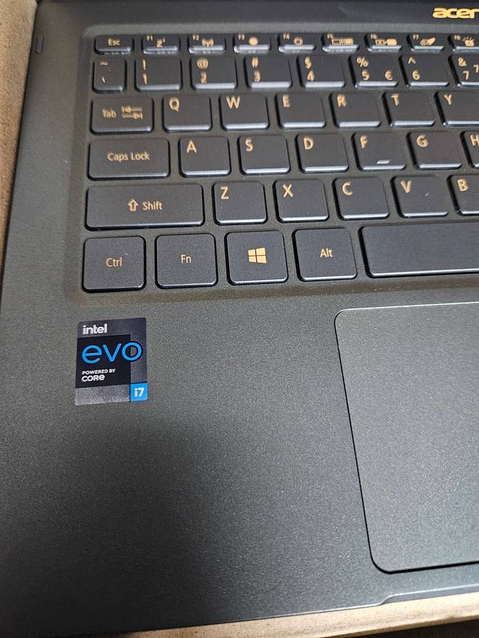 ACER SWIFT 5 i7