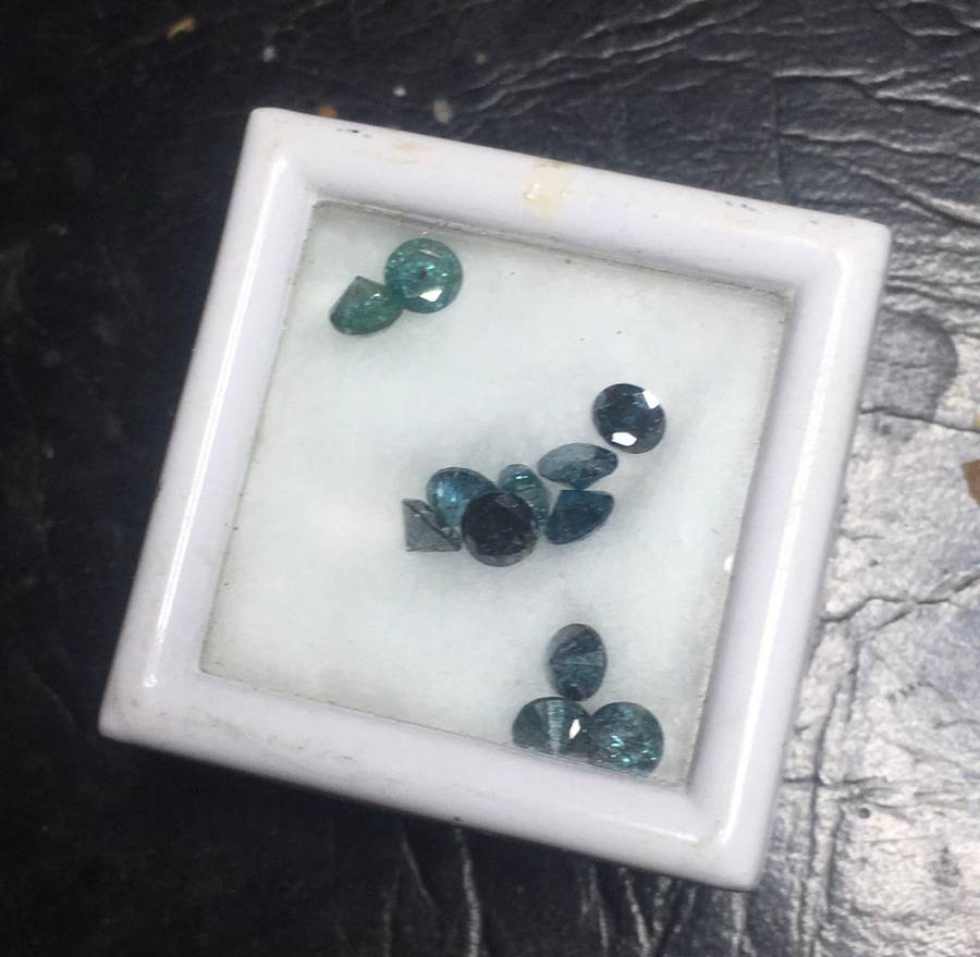 2 Ct 12 piece Blue Diamond lot 2.00 Ct , I1/12 , 3.1 - 3,2mm
