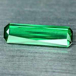 JUST JEWELS - GORGEOUS GREEN  TOURMALINE (1.68 Ct)