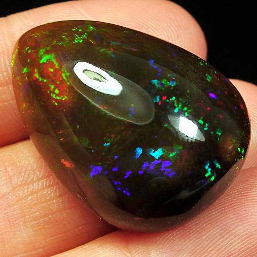 TOP COLLECTORS/INVESTORS CHOCOLATE OPAL (43.6Ct - 28 x 21 x 13mm)