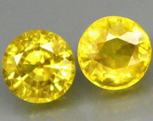 TOP BRILLIANT YELLOW SAPPHIRE  PAIR (5.0mm - 1.50 Total Ct )