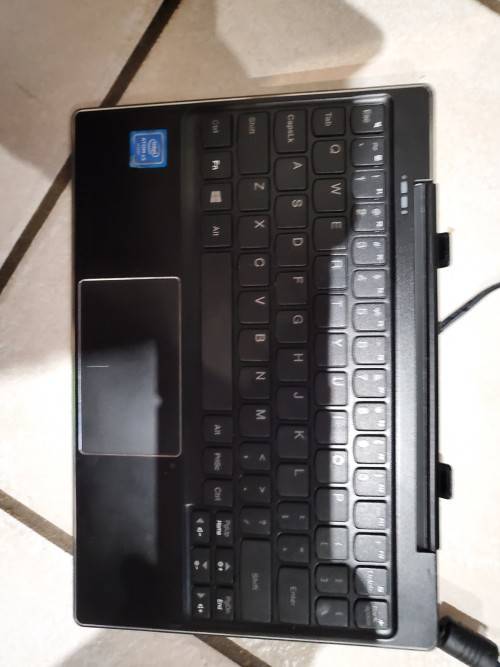 Lenovo Miix 310 Tablet / laptop 2in1