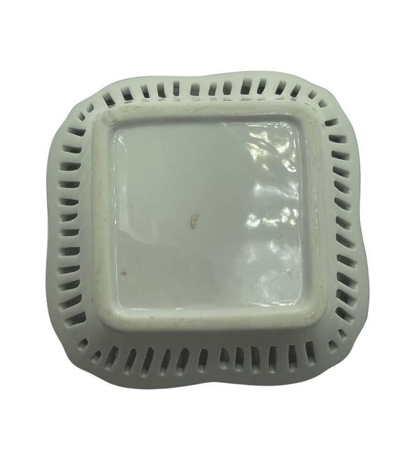 Blue and White Reticulated Ceramic Trinket Dish - Hand Decorated Flow Blue - 14.5cm