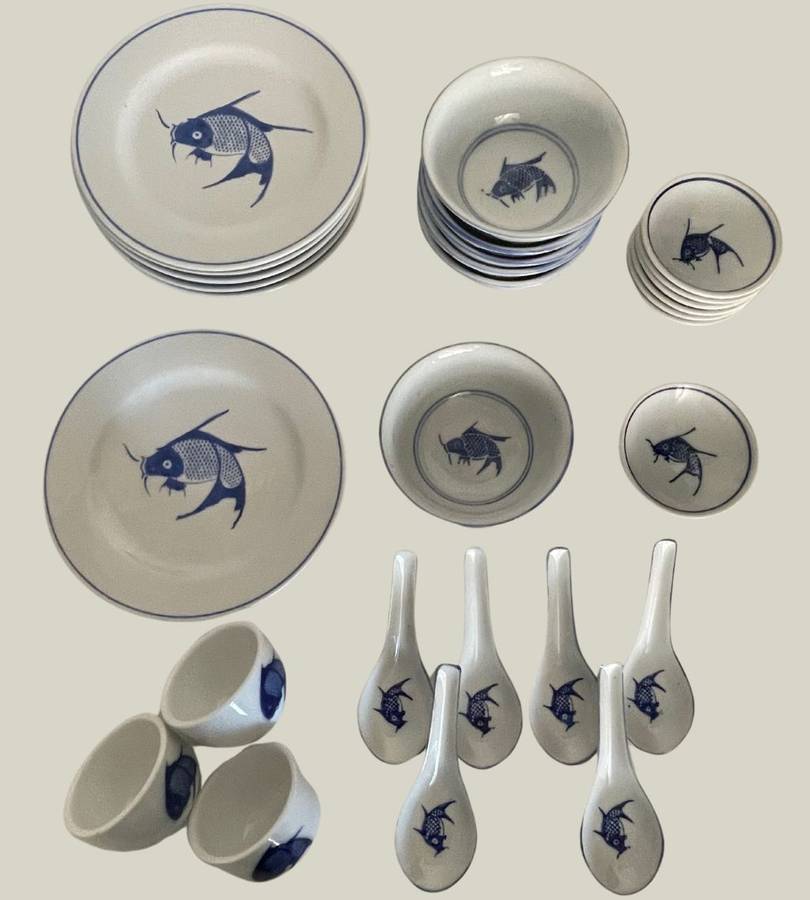 28-Piece Vintage Chinese Blue Koi Fish Dinnerware Set - Bowls, Plates, Spoons, Sauce Bowls, and Cups