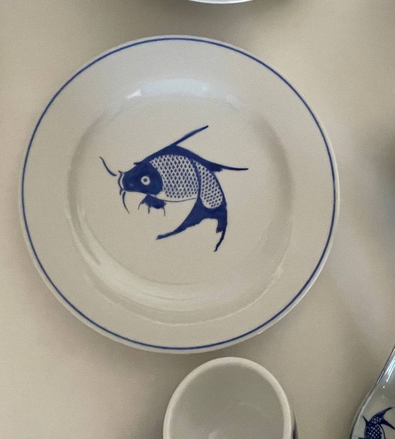 28-Piece Vintage Chinese Blue Koi Fish Dinnerware Set - Bowls, Plates, Spoons, Sauce Bowls, and Cups