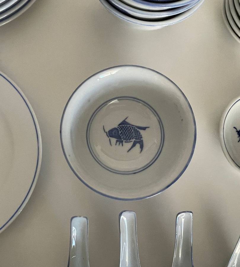 28-Piece Vintage Chinese Blue Koi Fish Dinnerware Set - Bowls, Plates, Spoons, Sauce Bowls, and Cups