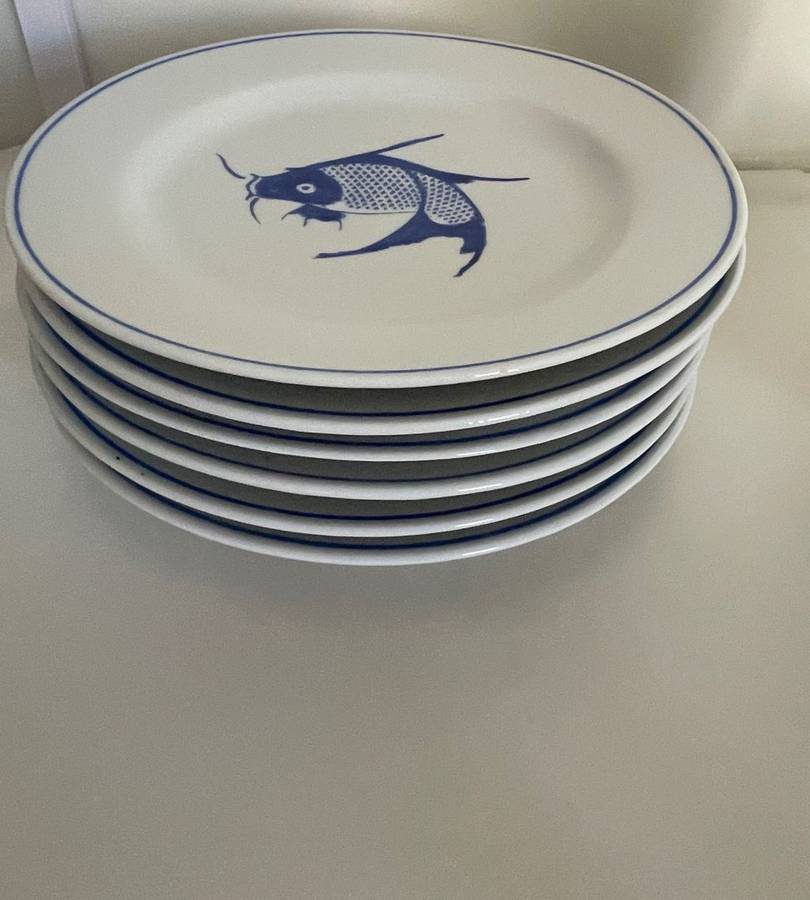 28-Piece Vintage Chinese Blue Koi Fish Dinnerware Set - Bowls, Plates, Spoons, Sauce Bowls, and Cups