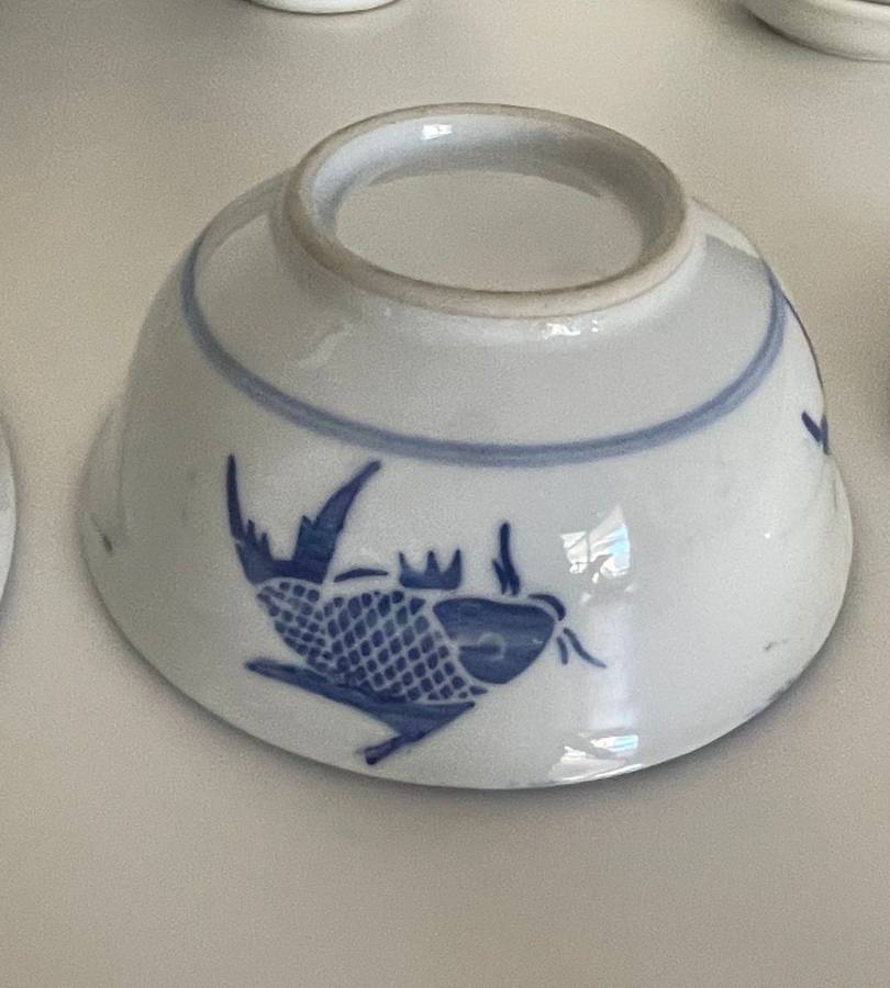 28-Piece Vintage Chinese Blue Koi Fish Dinnerware Set - Bowls, Plates, Spoons, Sauce Bowls, and Cups