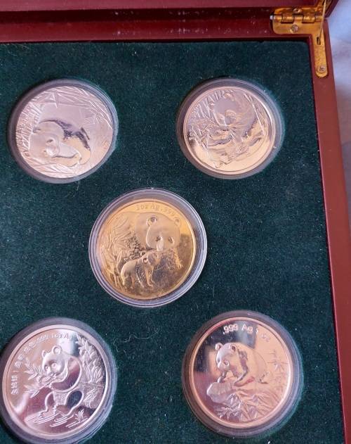 PANDA LOVERS REPLICA COINS