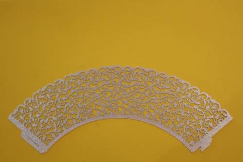 LILAC FILIGREE CUPCAKE WRAPPERS